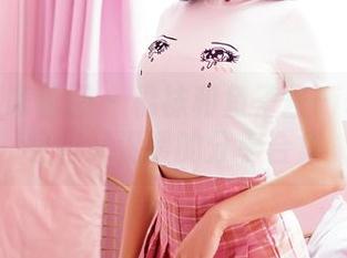 Feilin嗲囡囡 – 棉袜和鱼子酱Fish：奇怪但又温暖的分享合集