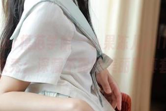 MFStar模范学院 – 小果冻儿jelly三点式内衣秀：深藏不露的美丽写真套图！