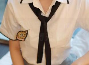 MFStar模范学院 – 美七mia的JK私房照，居然让我觉得光线也有小秘密。