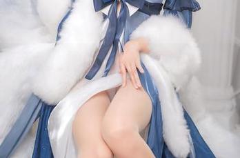 Neko薇薇女神的无圣光图包，仿佛渗透了温柔的低语。