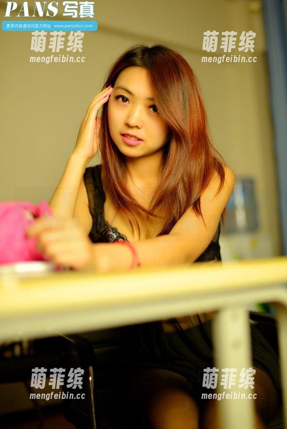 PANS写真-糊糊 PANS写真 - 糊糊的叛逆时刻:新模试镜原图合集,洋溢着一种捉摸不透的气息
