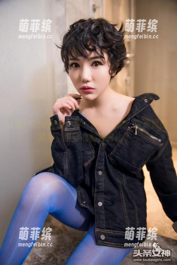 TouTiao头条女神 - 图片合集：申美嫣的旗袍，感觉心都要融化了！