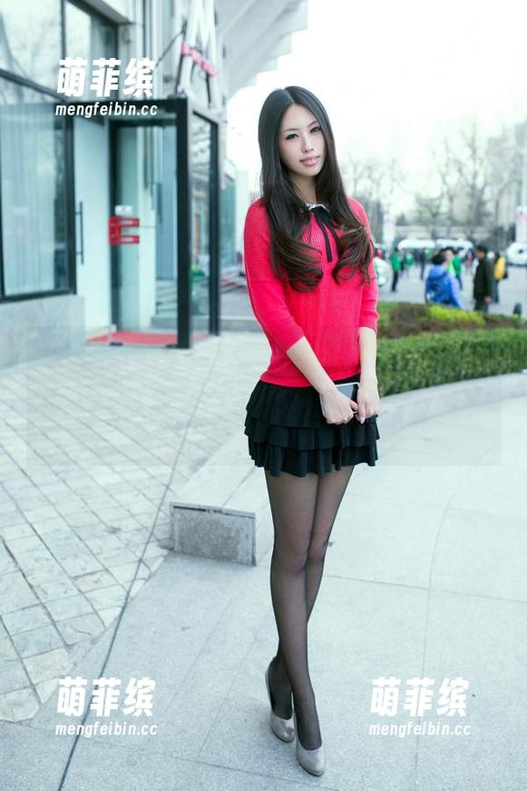 TuiGirl推女郎-王馨瑶 TuiGirl推女郎 - 网盘中的纯白美学:王馨瑶的写真,简直像是雪地里翻滚的一条狗!