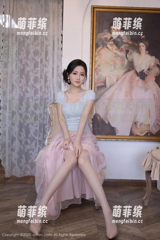 Xiuren秀人网 - 合集：看看张思允Nice在海边的“漫步人生路”，不知道谁会跌倒了？