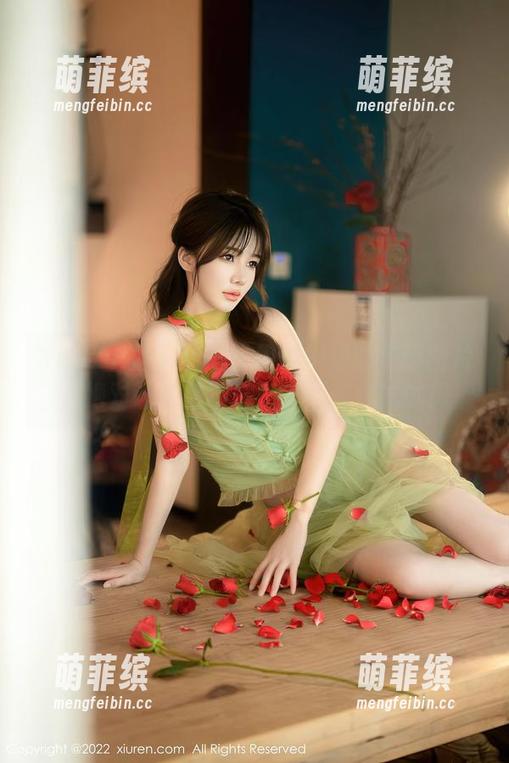 Xiuren秀人网-悦悦姐 Xiuren秀人网 - 一组悦悦姐的美脚图片,绝对让你目不转睛,不信你试试!