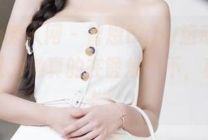 Xiuren秀人网 – 智恩baby运动写真更新：你以为她真的在锻炼？不，真的是打卡！