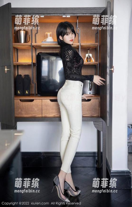 Xiuren秀人网-王馨瑶yanni Xiuren秀人网 - 兔女郎的魅力:王馨瑶yanni的高清写真让你怀疑人生!