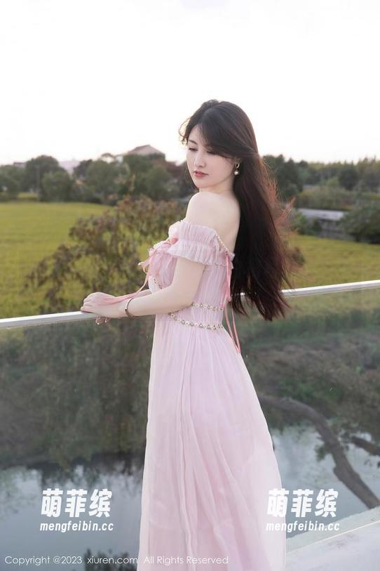 Xiuren秀人网 - 白浅浅白裙写真集：更新一个美好的瞬间！