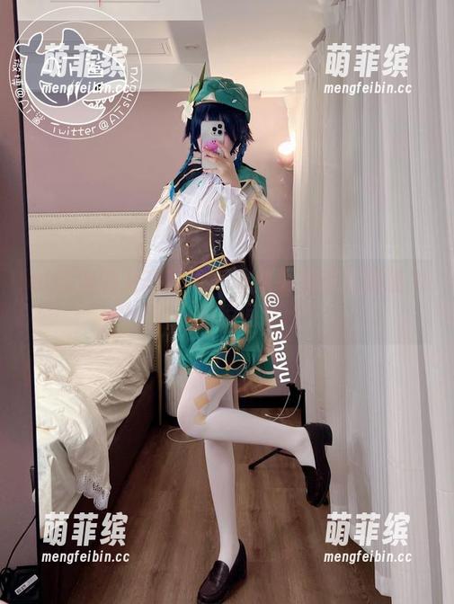 at鲨鱼的女孩写真—看似平淡却充满张力的瞬间