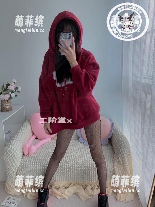 二阶堂宅绘子再现：旗袍黑丝渔网下的隐秘柔情，写真必看！