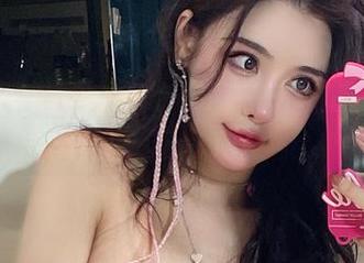 微密圈 – 当黑色遇上于芷晴，这组作品图集简直让人怀疑人生，谁说黑色不能有点俏皮？