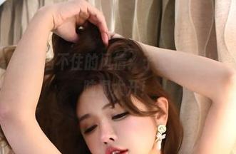 微密圈 – 短裙挡不住的风情：于芷晴图片合集，让你脑洞大开！
