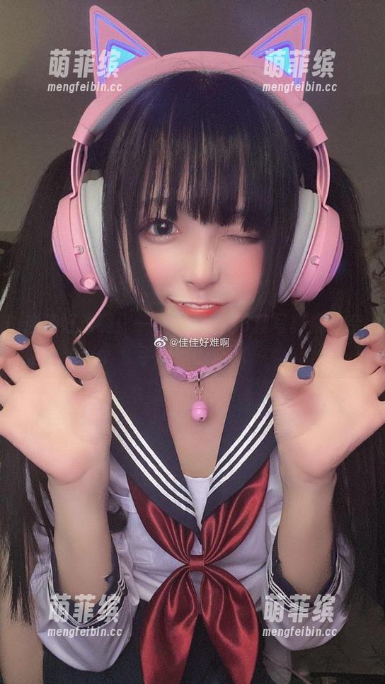 佳佳好难啊 佳佳好难啊:一位博主的36套写真集,亲手捏制的艺术