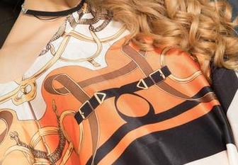 克拉女神 – YOYO的镂空写真：看看这光影的游戏，别说我没提醒你哦！