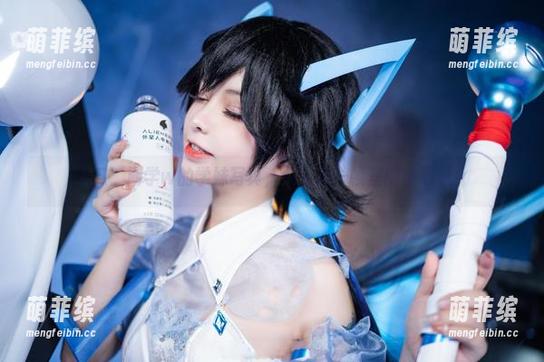 六二二同学w 六二二同学w的学妹写真,分享每一帧里的小心机!