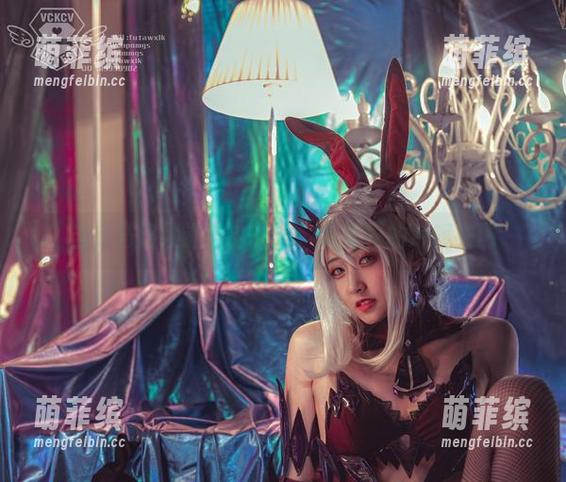 当冬马路纱遇上比基尼：写真界的冷暖交融