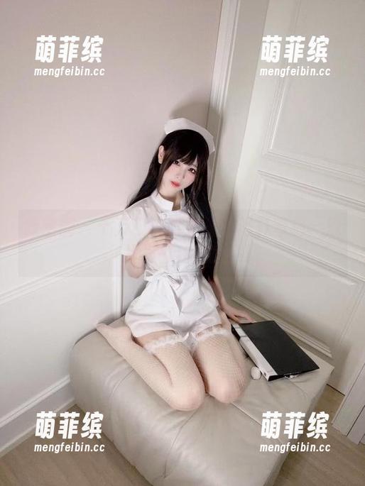 十万口草莓粥粥 微密圈 - 十万口草莓粥粥的浴缸奇遇:原图背后的秘密