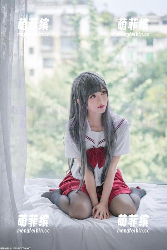喵糖映画 喵糖映画八重樱旗袍图集分享,似乎每一寸都在诉说春天的呢喃,仿佛能闻见樱花的香气。