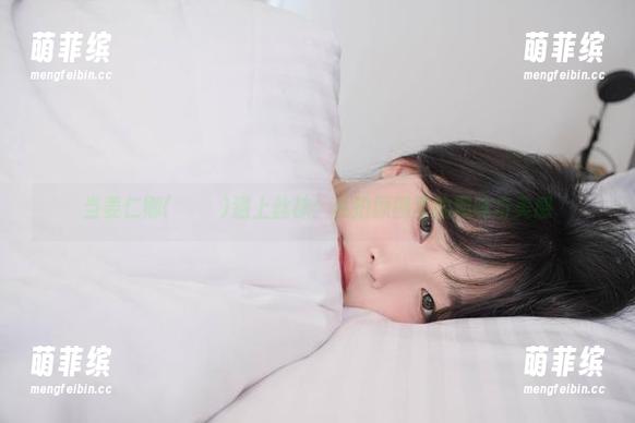 当姜仁卿(강인경)遇上丝袜：私拍原图里的趣味与美感