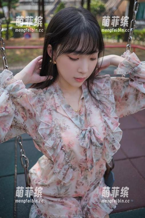 和泉纱雾的迷离瞬间——姜仁卿(강인경)精选写真集，不一样的光辉