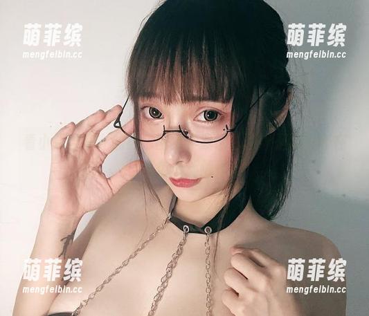 小泉学姐吖 看小泉学姐吖的黑色图集,我的心情像是被包裹在黑色天鹅绒里