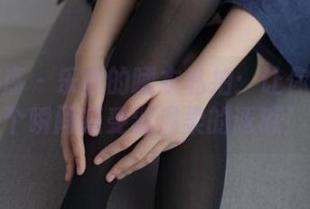 少女秩序 – 乐栀的睡衣私拍：让你在每一个瞬间感受到温柔的诱惑！