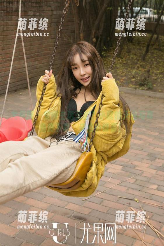 尤果网-小欧 尤果网 - 觉得生活无趣?小欧的天台写真免费下载,来点小惊喜!