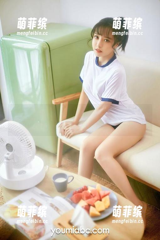 尤蜜荟-黄乐然 尤蜜荟 - 黄乐然私房图集:小酌时刻,酒杯碰撞出的秘密,绝对不止酒味儿!