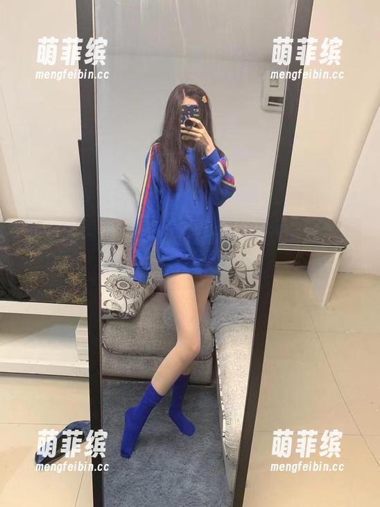 提袜少女 微密圈 - 提袜少女的夏天:最新图册,谁说夏天只能撞色?