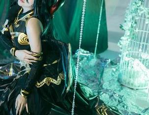 是一只熊仔吗的写真时光：在线探索公主连结与兰法的梦幻