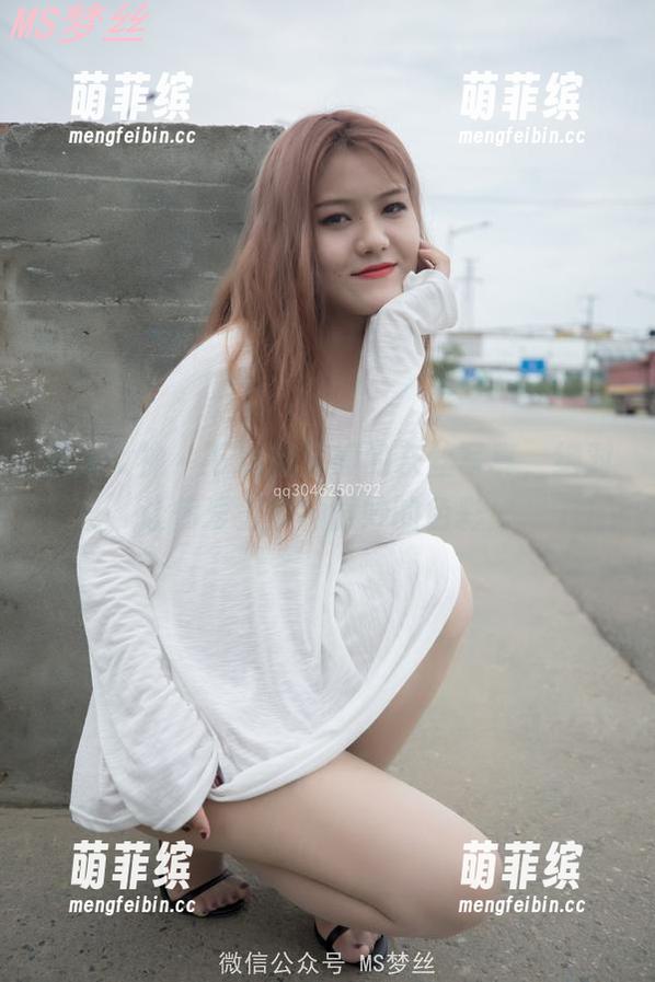 梦丝女神-魏婷婷 梦丝女神 - 下载魏婷婷的灰丝写真,绝对让你爱上那种微妙的色彩!