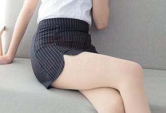 森萝财团 – 免费最新美图！Sia穿连体衣，随便一拍都是大片。