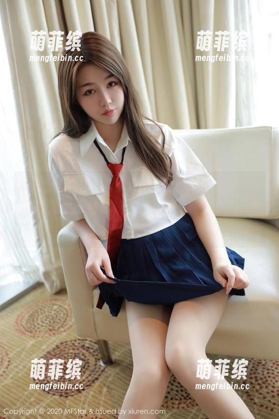 模范学院-黄乐然 模范学院 - 嗨,你见过空姐的另一面吗?来看看黄乐然的资源,让你重新定义职业魅力!