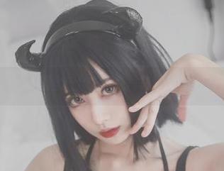 清颜真德秀和阿狸护士：这些写真能让你的心跳加速！