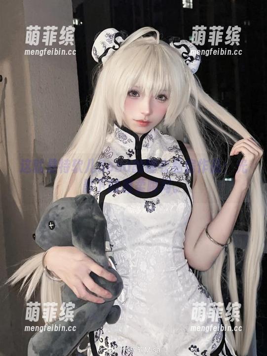 特软儿Sona 这就是特软儿Sona的睡衣私房作品:光影下的温柔瞬间。