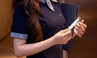 秀人网 – Betty林子欣的自拍原图：难道你也被这个光圈吸引了？