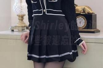 秀人网 – 伍晓丽Shirley的海边幻想：原图中那些被遗忘的浪漫