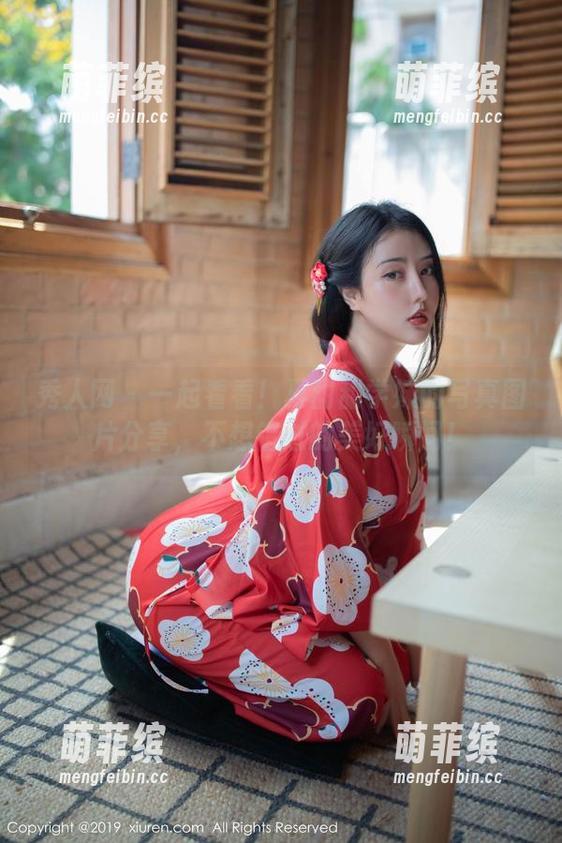 秀人网-夏甜甜 秀人网 - 一起看看!夏甜甜学妹的写真图片分享,不想错过的美好瞬间!