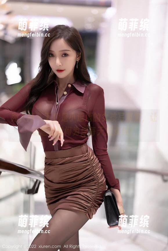 秀人网 - 下载是小逗逗的女孩写真集，让逗趣的瞬间为你每天加点料！