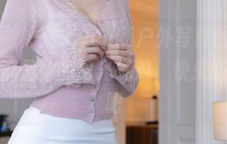 秀人网 – 林文文yooki户外写真图片更新，满满都是她的阳光气息，快来吸收能量吧