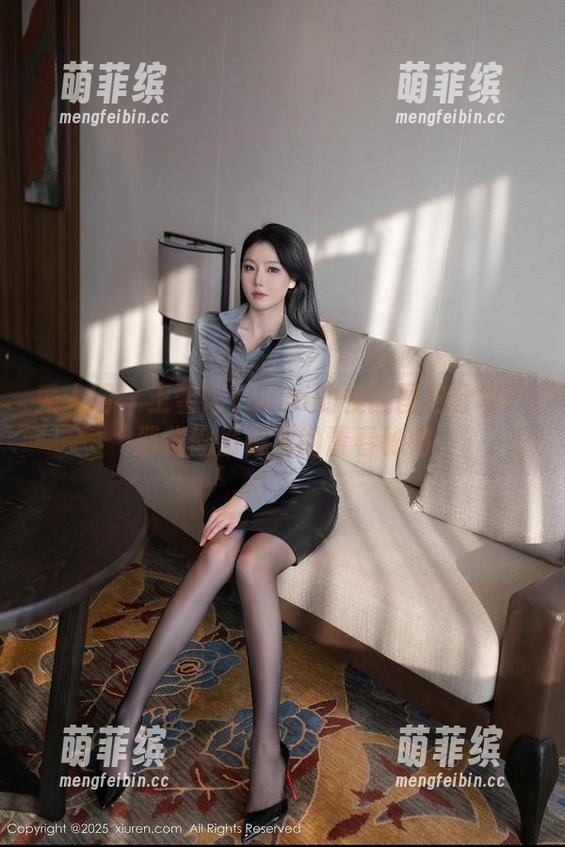 秀人网 - 王馨瑶Yanni的校园图包分享：那些偷偷藏着的青春秘密