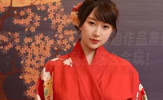 秀人网 – 陈雅漫VICKY海边作品集新更新：水和光影竟然这么会玩！