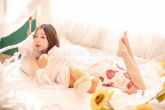 从未见过如此温柔的穆零Mu0，最新套图让你想给她发糖！