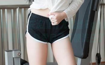 花漾show – 在这里看尤妮丝Egg的白色写真原图，感觉自己都被洗白了。