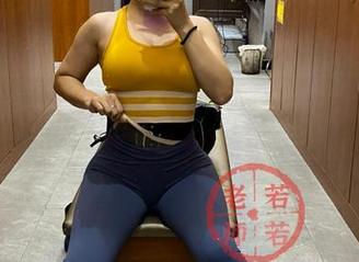 微密圈 – 不需要圣光，若若老师校服写真就是这么直接