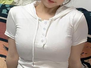 微密圈 – 葱油饼er的写真图包，眼镜是不可或缺的调味品