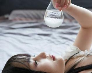 蜜桃社 – 梦乃Mandy美腿套图分享，不愧是美腿部队的“领军人物”！