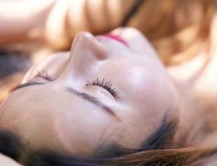 蜜桃社 – 米琪MIKI的“私房秘笈”：甜心图集让人欲罢不能