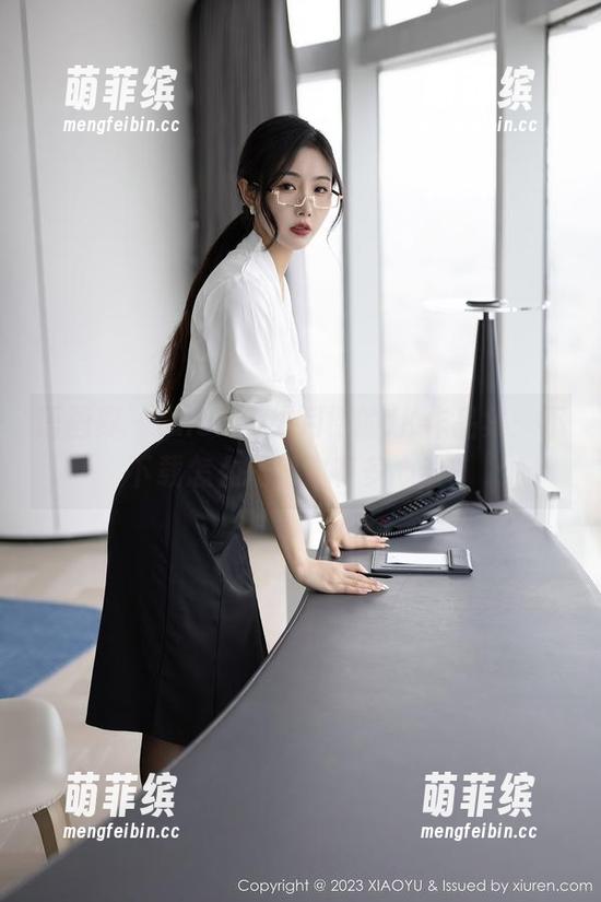 语画界 - Cherry绯月樱的JK作品集：不下载怎么知道你有多心动？