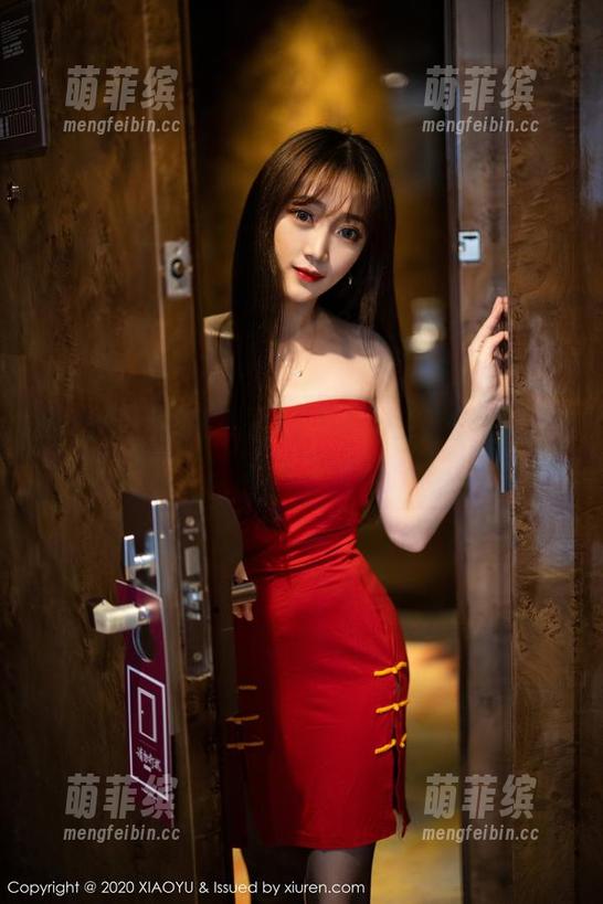 语画界 - 奶瓶高跟鞋图集：全套鲜艳色彩，让人心悸。